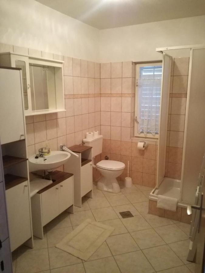 Apartments With A Parking Space Supetarska Draga - Donja, Rab - 15999 Екстериор снимка
