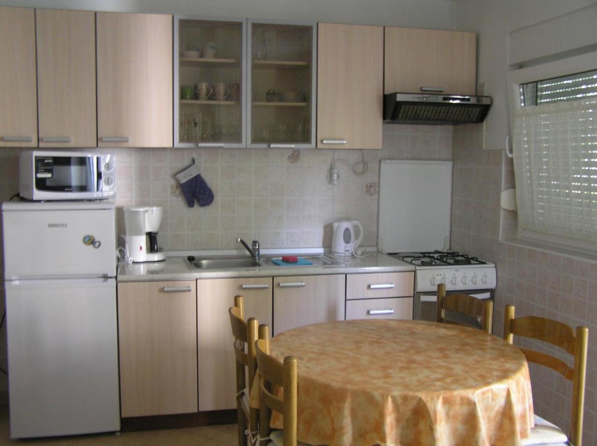 Apartments With A Parking Space Supetarska Draga - Donja, Rab - 15999 Екстериор снимка